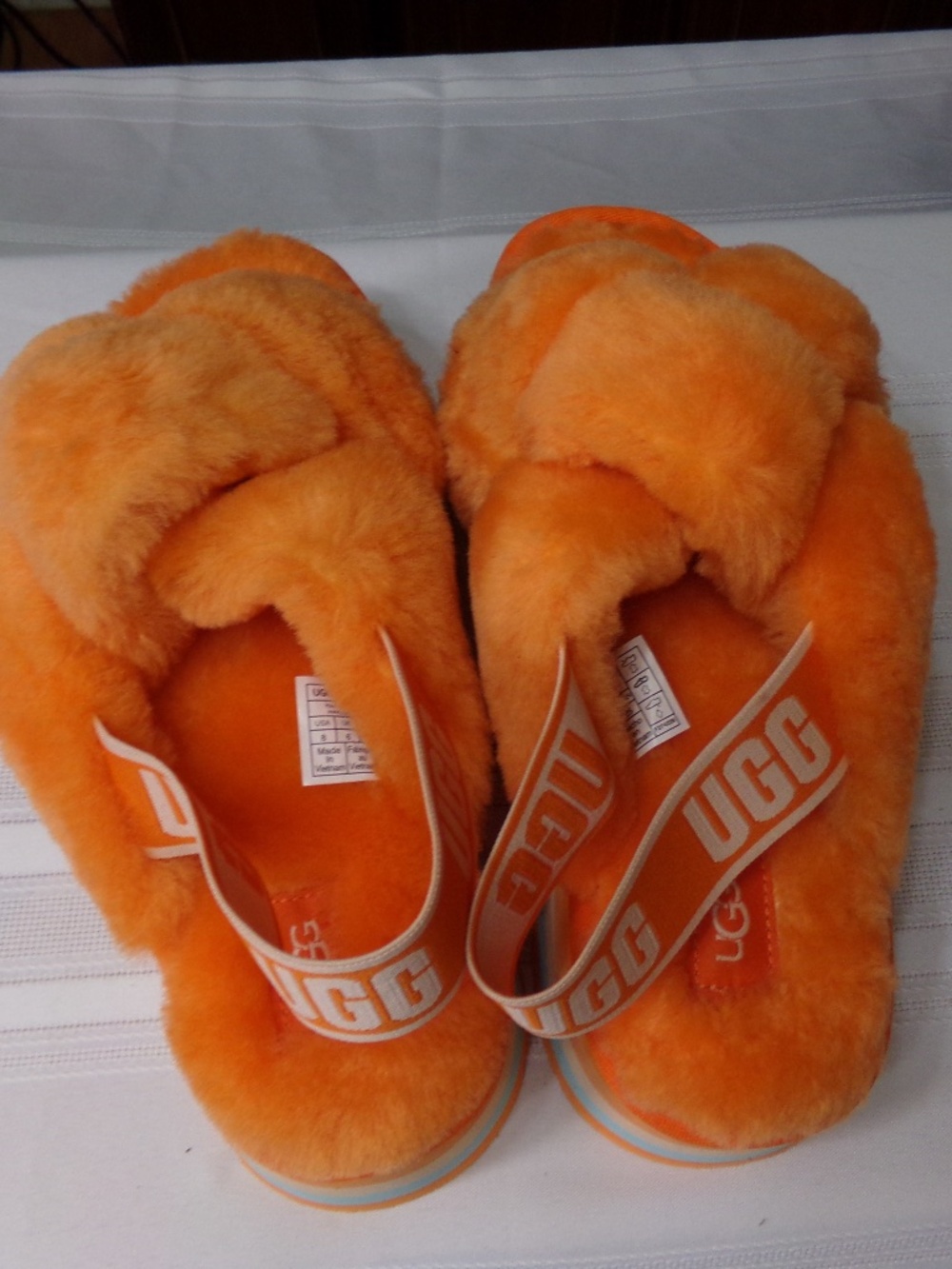 NWOB UGG All Fluffed Up Knoty Tangerine Platform Slippers Size Women’s US 8 - Picture 8 of 11